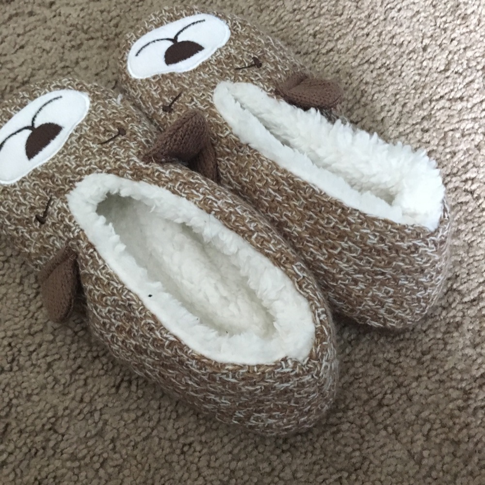 Slippers size M
